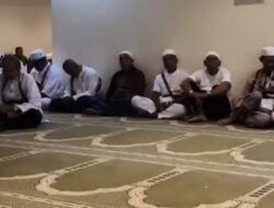 Jemaah Haji Kloter 09,13 dan 16 KNO Laksanakan Sholat Gaib