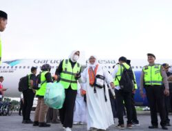 Jemaah Haji Kloter 1 Asal Padangsidimpuan Tiba di Tanah Air