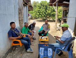 Bhabinkamtibmas laksanakan Sosialisasi Bahaya Narkoba dan Minuman Keras di Desa Binaan