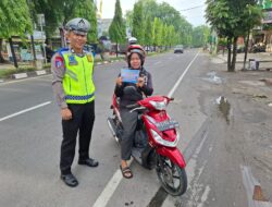 Operasi Patuh Toba 2025, Subsatgas Preventif Polres Langkat Melaksanakan Penyuluhan Lalu Lintas