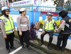 Pastikan Personel Tetap Prima, Kompol Gabriellah Pimpin Pemeriksaan Kesehatan Sebelum Operasi Patuh Toba 2025