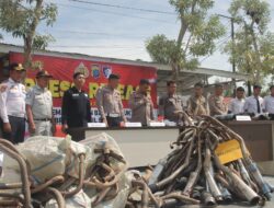 Sat Lantas Polres Sergai Musnahkan Knalpot Brong, Hasil Sitaan Penindakan Bukti Pelanggaran Selama Ops Patuh Toba 2025