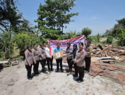 Polwan Peduli, Membantu Masyarakat Yang Terkena Bencana Puting Beliung