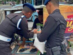Brimob Sumut Tebar Kepedulian, Batalyon A Pelopor Gelar Bakti Sosial Jumat Berkah di Medan