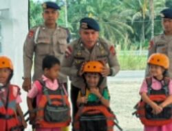 Melalui Trauma Healing, Brimob Sumut Kembalikan Keceriaan Anak-Anak Pascabanjir