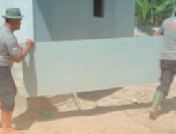 Dari Puing Banjir Ke Hunian Sementara : Brimob dan Warga Bangun Rumah Swadaya di Tolang Julu