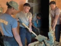 Dari Lumpur Ke Harapan, Brimob Polda Sumut Pulihkan Dua Rumah Warga Tapteng Pascabencana