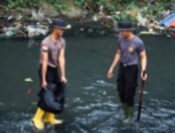 Aksi Jumat Bersih Brimob Sumut, Bukti Kehadiran Polri di Tengah Masyarakat