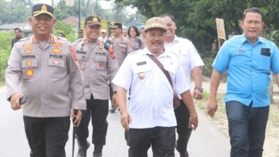 Kapolres Simalungun Turun Langsung, Salurkan Bantuan Kemanusiaan Bagi Korban Angin Puting Beliung di Pematang Bandar